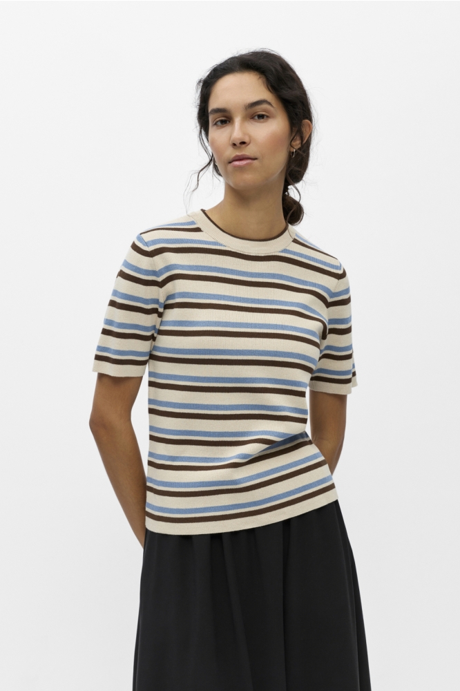 Object beige dames trui | Model vooraanzicht