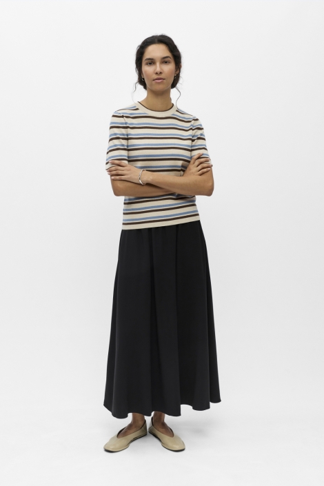 Object beige dames trui | Model