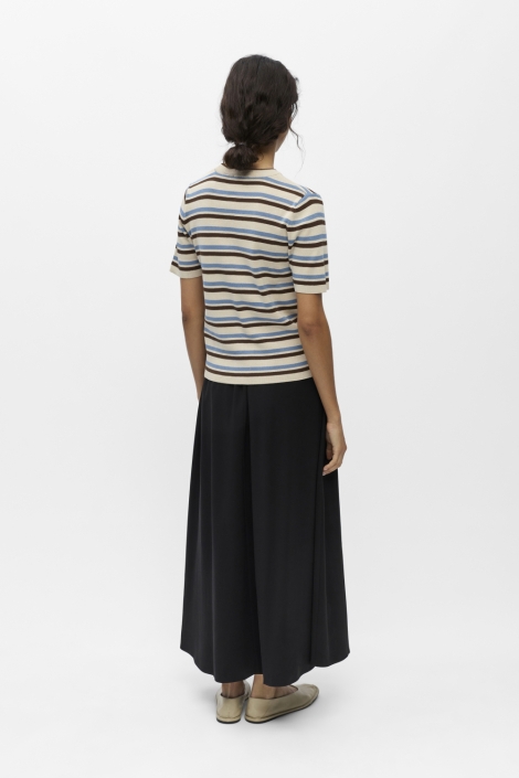 Object beige dames trui | Model
