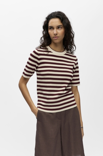 Object T-shirt OBJESTER S/S NEW KNIT PULLOVER NOOS 23043510 Sandshell/Windsor wine