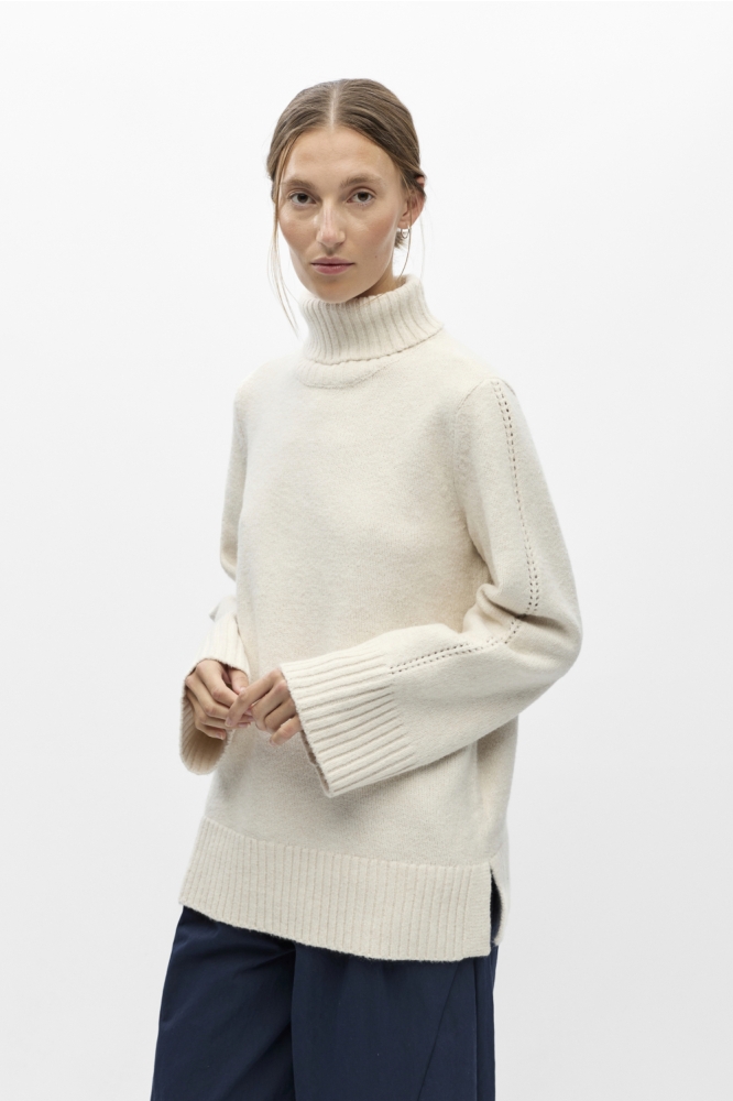 Object beige dames trui | Model