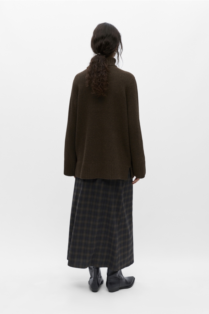Object bruine dames trui | Model