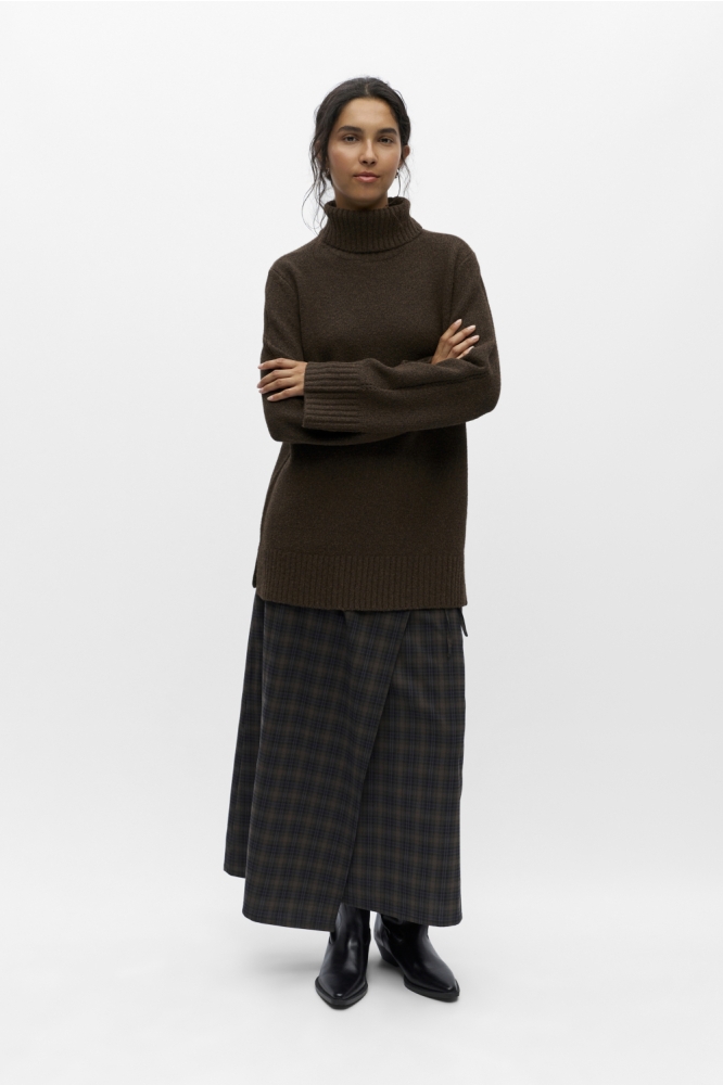 Object bruine dames trui | Model