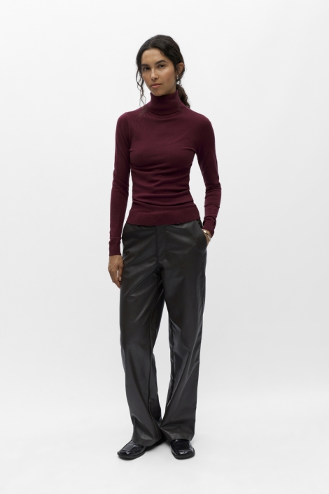 Object bordeaux dames trui | Model