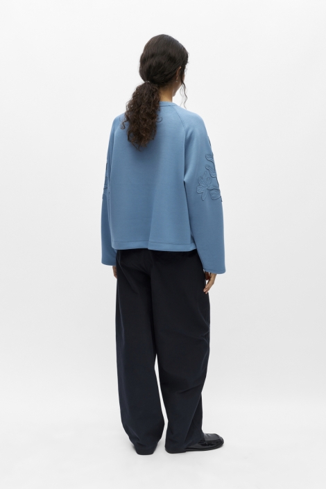 Object blauwe dames sweater | Model