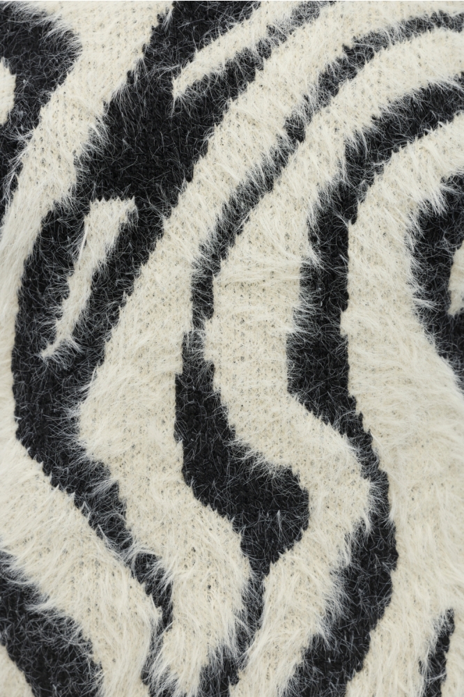 Object zwarte dames trui | Close up