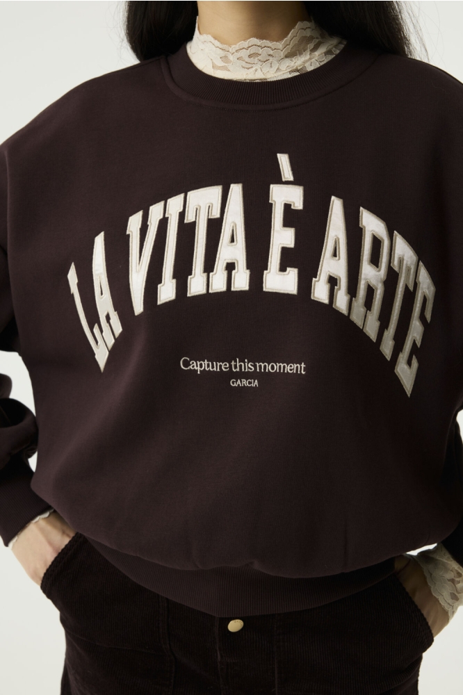 Garcia bruine dames sweater | Close up