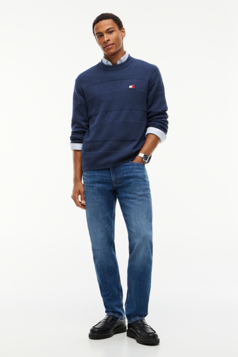 Tommy Jeans blauwe heren trui | Model