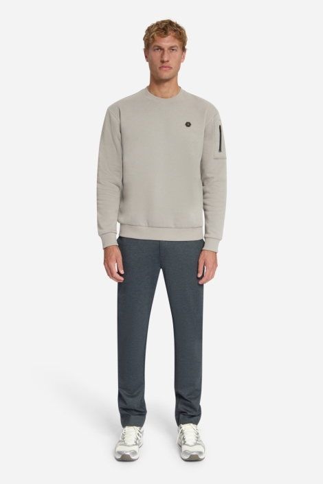 NO-EXCESS grijze heren sweater | Model