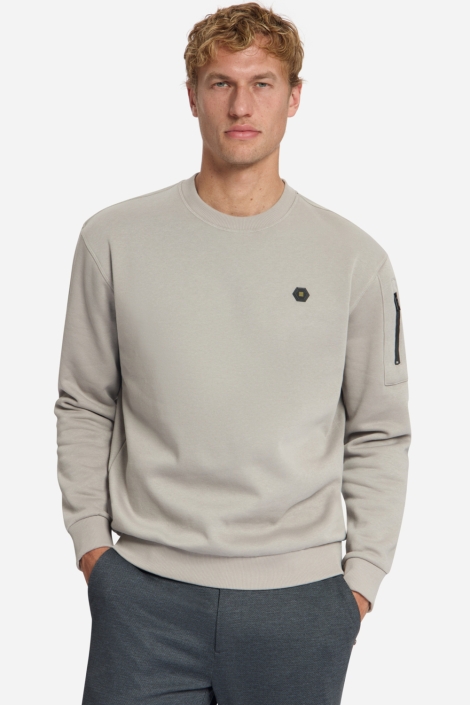 NO-EXCESS grijze heren sweater | Model vooraanzicht
