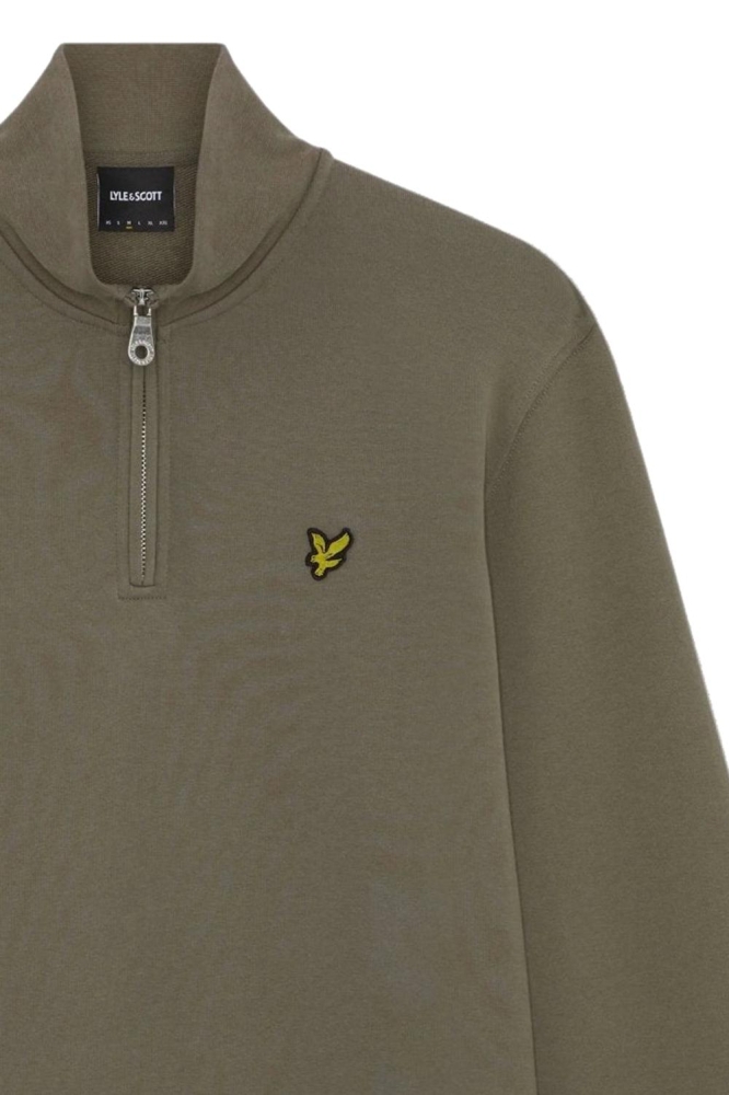 Lyle & Scott groene heren sweater | Close up