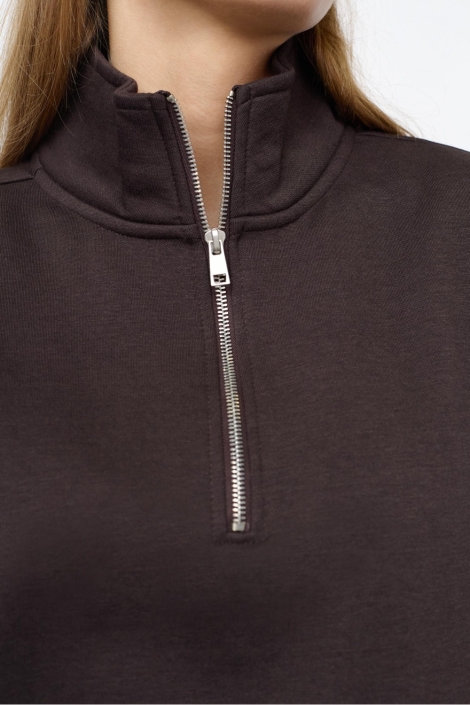 SisterS point bruine dames sweater | Close up