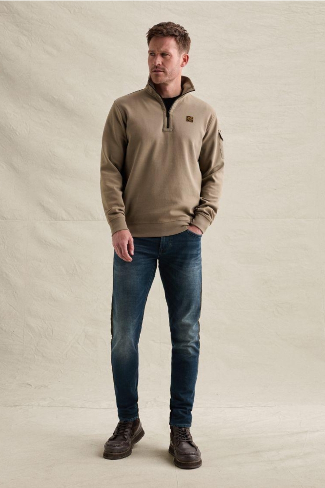 PME legend taupe heren sweater | Model