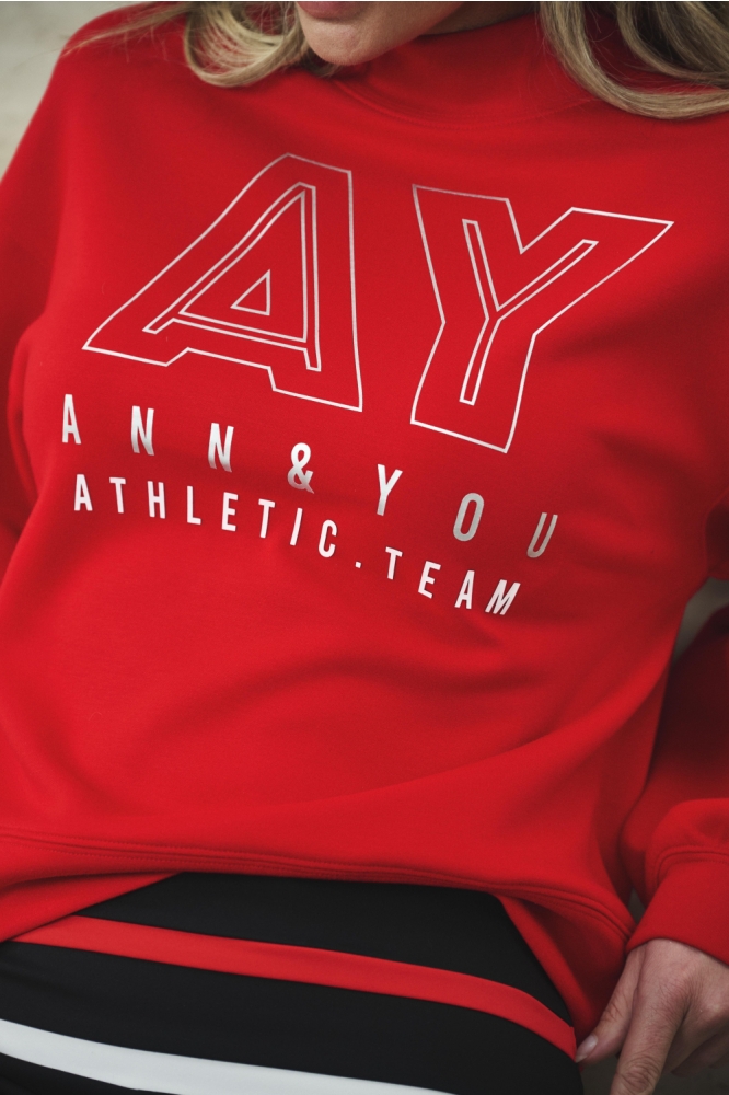 Ann&You rode dames sweater | Close up