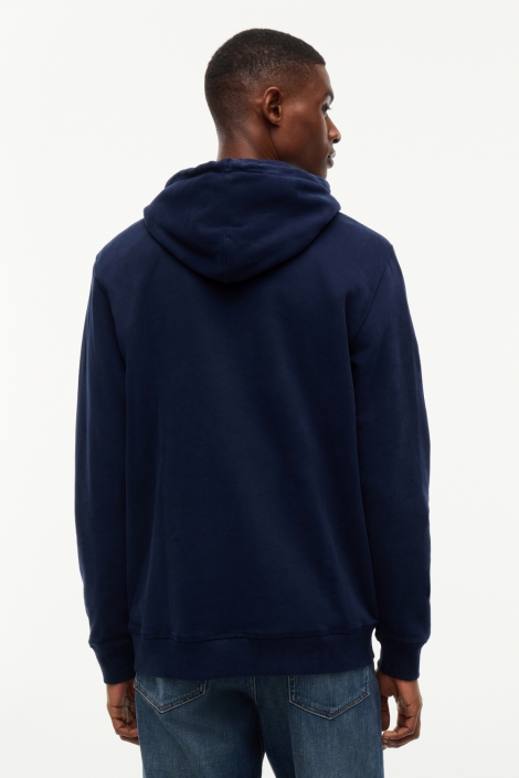 Tommy Jeans blauwe heren sweater | Model achteraanzicht