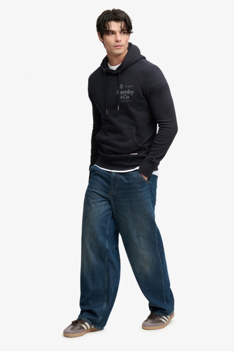 Superdry blauwe heren sweater | Model