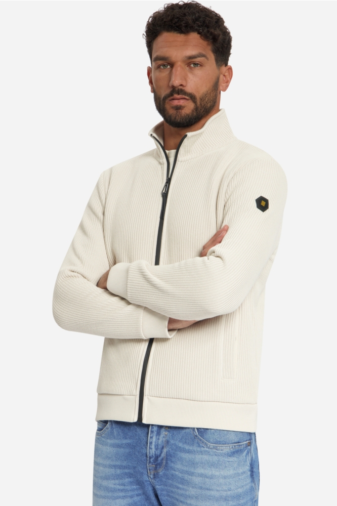 NO-EXCESS beige heren vest | Model zijaanzicht