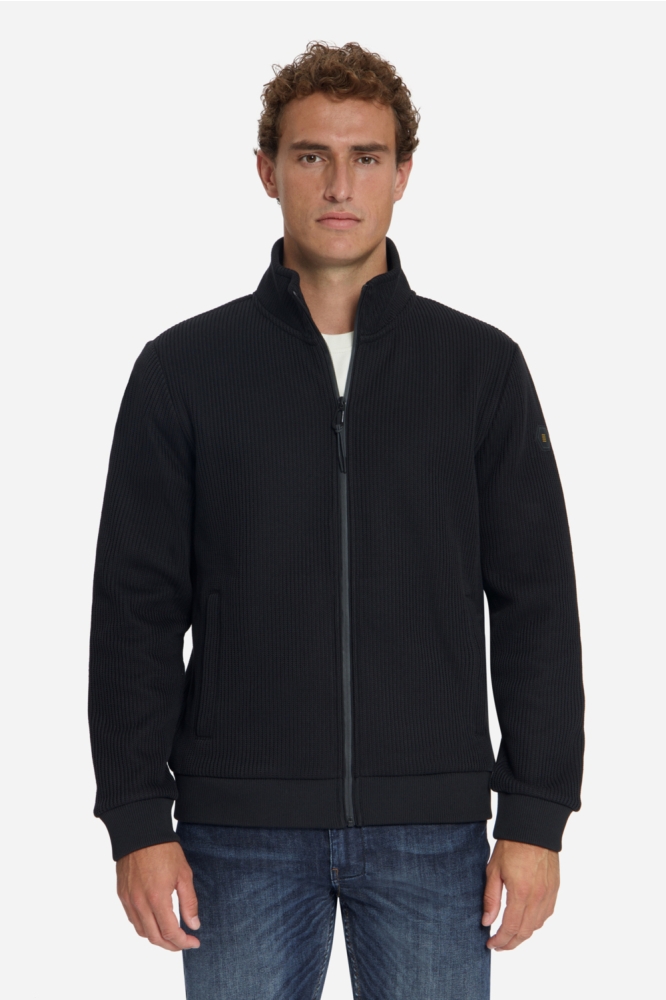 NO-EXCESS zwarte heren vest | Model vooraanzicht