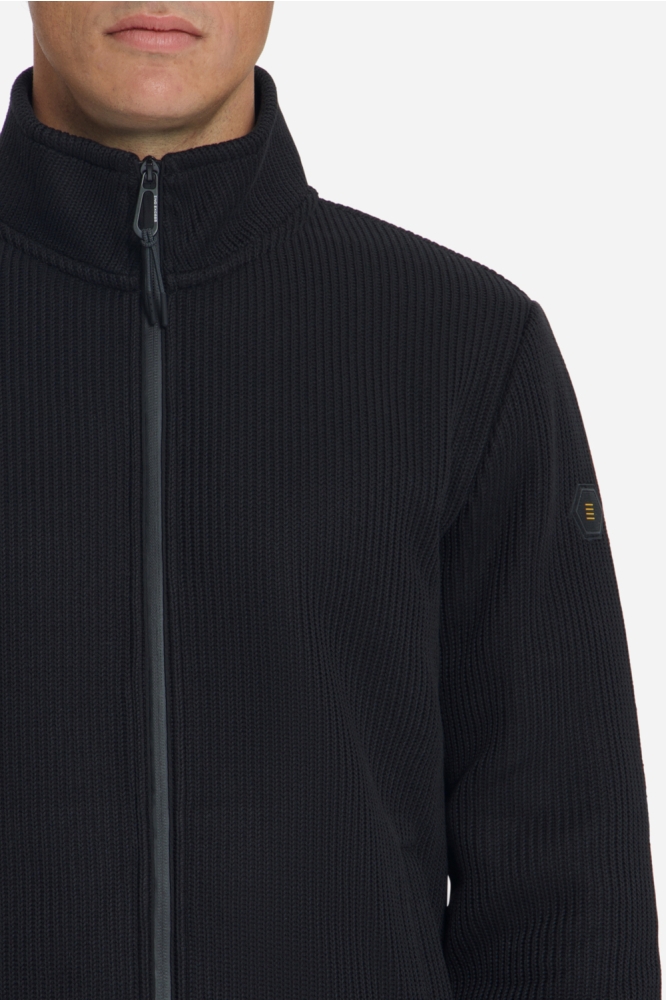 NO-EXCESS zwarte heren vest | Close up