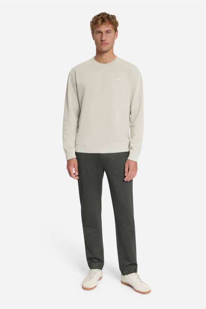 NO-EXCESS ecru heren sweater | Model