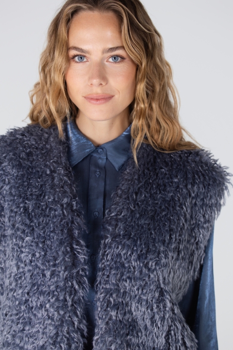 Juffrouw Jansen blauwe dames gilet | Close up