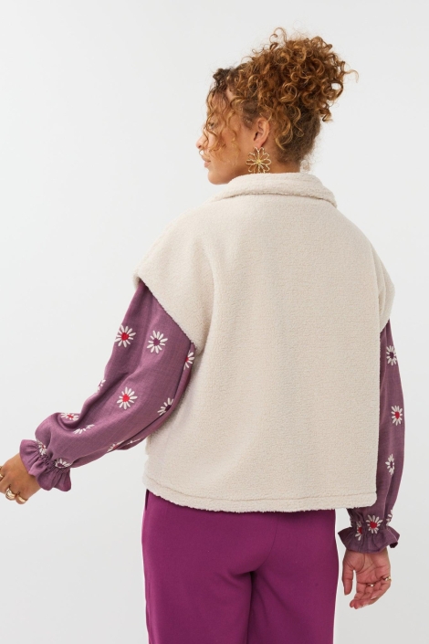 Ydence beige dames gilet | Model achteraanzicht