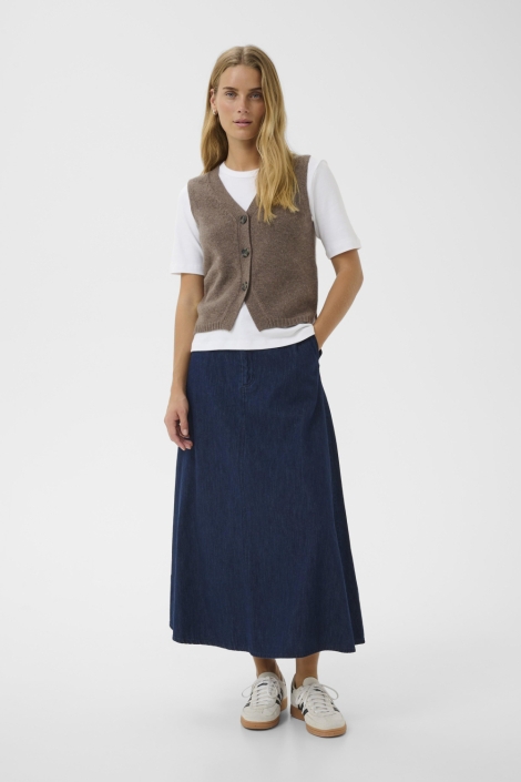 Part Two taupe dames gilet | Model