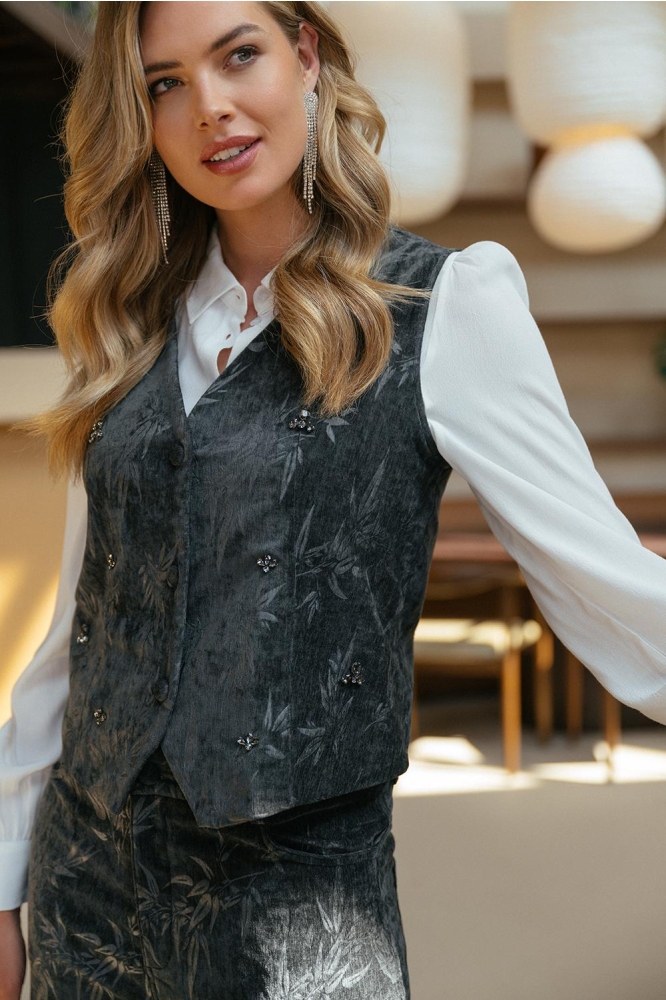 C&S The Label grijze dames gilet | Sfeerbeeld, In situatie