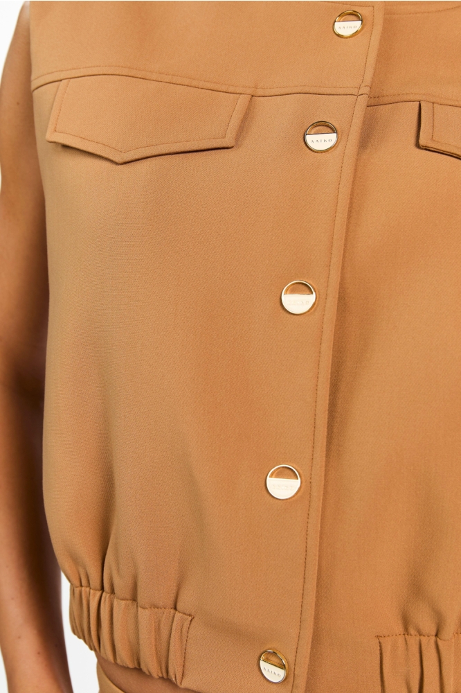 Aaiko camel dames gilet | Close up