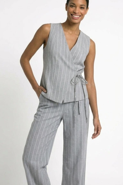 Zizo grijze dames gilet | Model