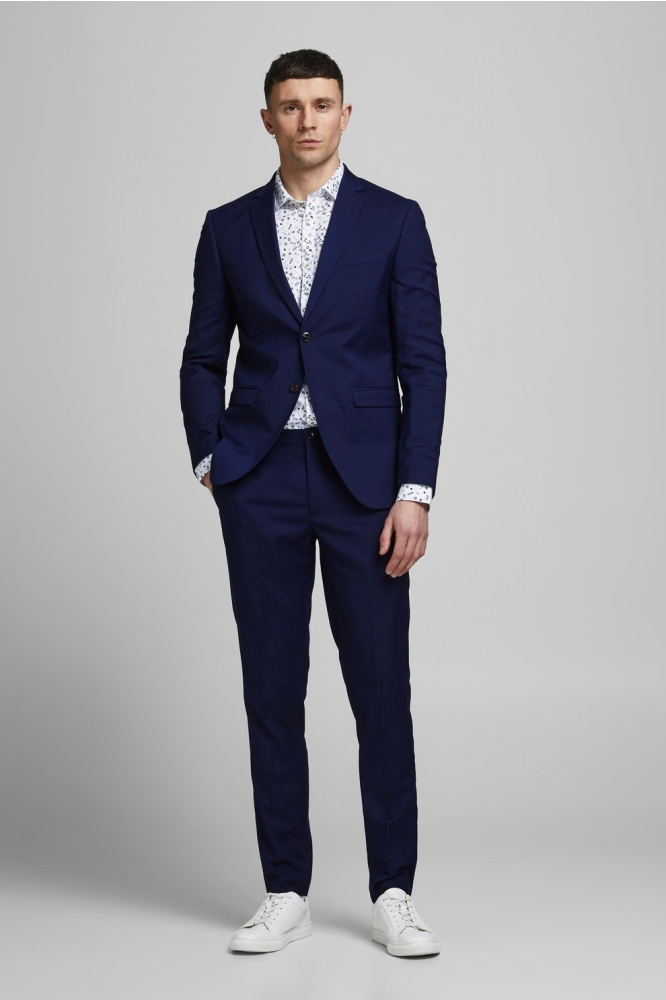 Jack & Jones blauwe heren colbert | Model vooraanzicht
