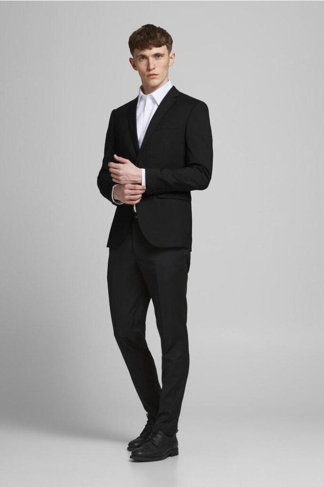 Jack & Jones zwarte heren colbert | Model vooraanzicht