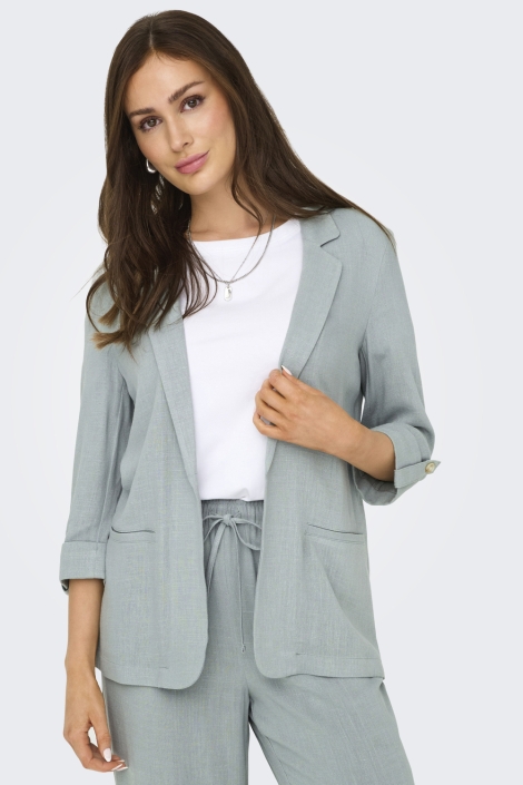 Only groene dames blazer | Model vooraanzicht