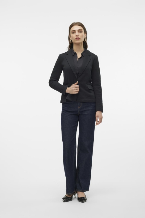 Vero Moda zwarte dames blazer | Model