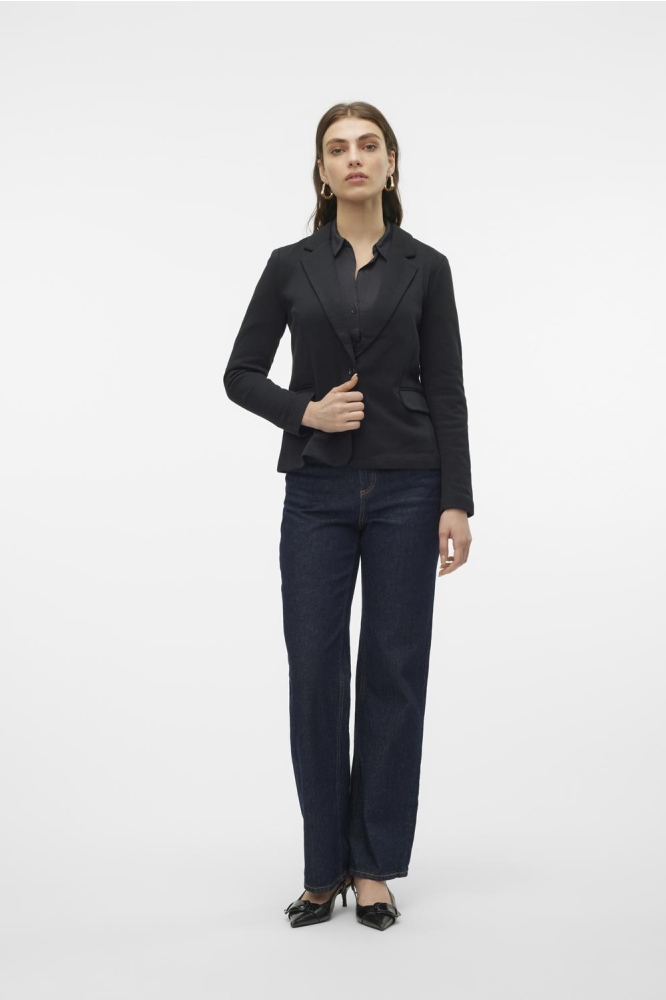 Vero Moda zwarte dames blazer | Model