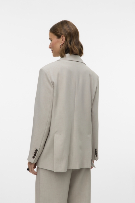Vero Moda beige dames blazer | Model achteraanzicht