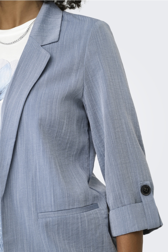 Only blauwe dames blazer | Kleurstaal