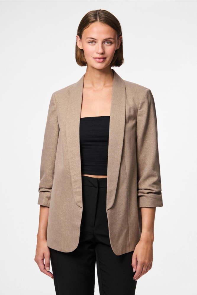 Pieces taupe dames blazer | Model vooraanzicht