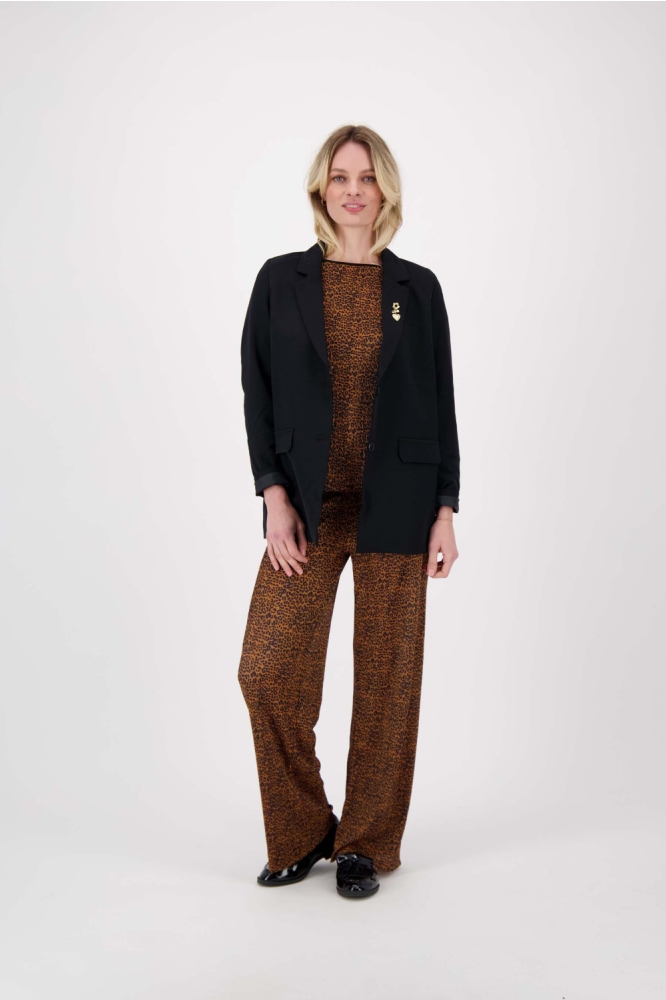 Zusss zwarte dames blazer | Model