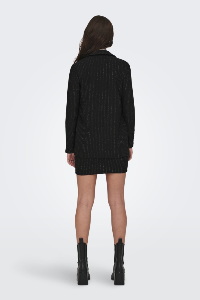 Jacqueline de Yong zwarte dames blazer | Model