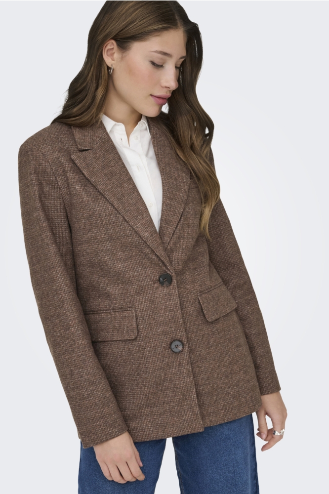 Only bruine dames blazer | Model vooraanzicht