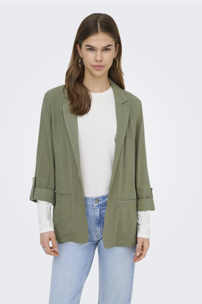 Only groene dames blazer | Model vooraanzicht