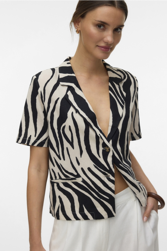 Vero Moda beige dames blazer | Model vooraanzicht