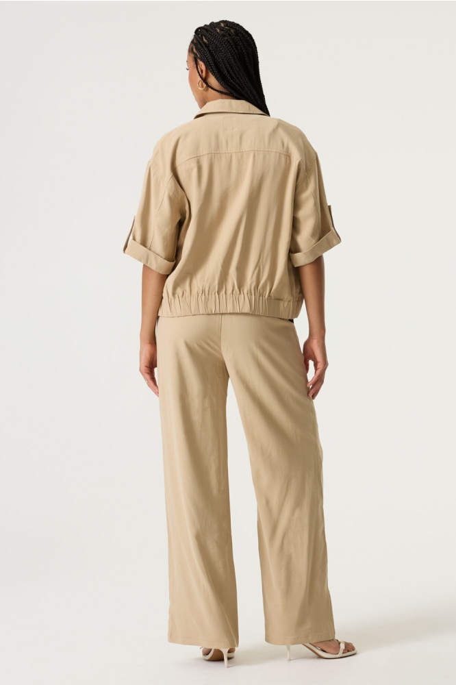 Garcia zand dames jas | Model