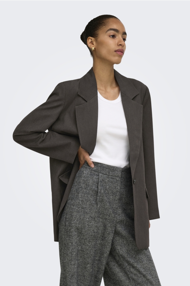 Only bruine dames blazer | Model vooraanzicht