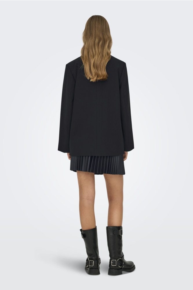 Only zwarte dames blazer | Model achteraanzicht