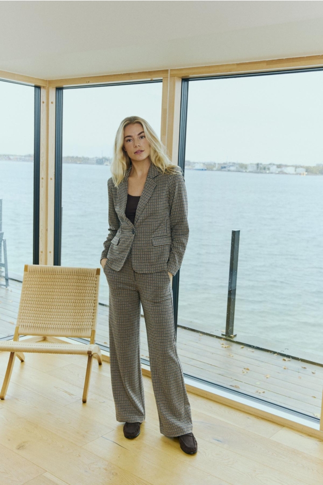 Freequent bruine dames blazer | Model