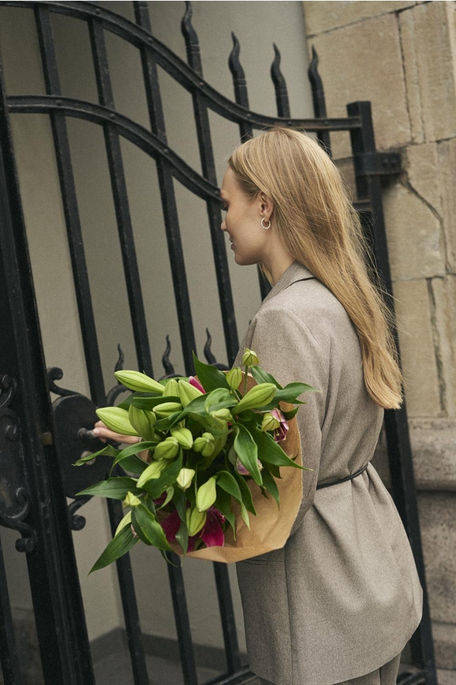 Kaffe camel dames blazer | Sfeerbeeld, In situatie