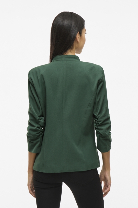 Vila groene dames blazer | Model achteraanzicht
