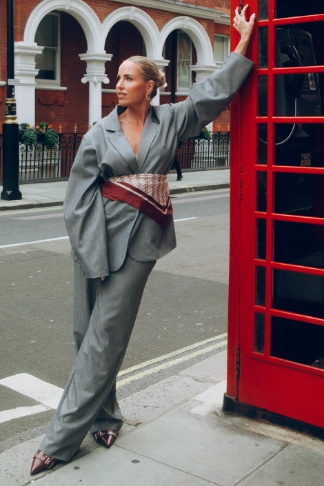 Refined Department grijze dames blazer | Sfeerbeeld, In situatie